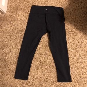 Lululemon Wunder Under crop size 6
